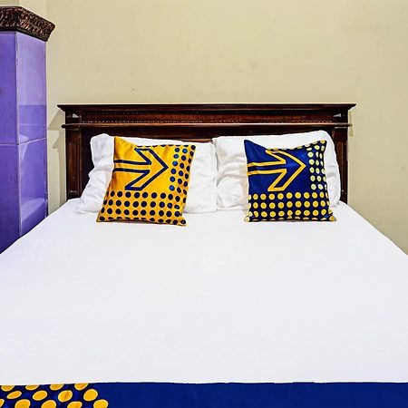 Spot On 1870 Graha Batu Mulia Hotel Екстериор снимка