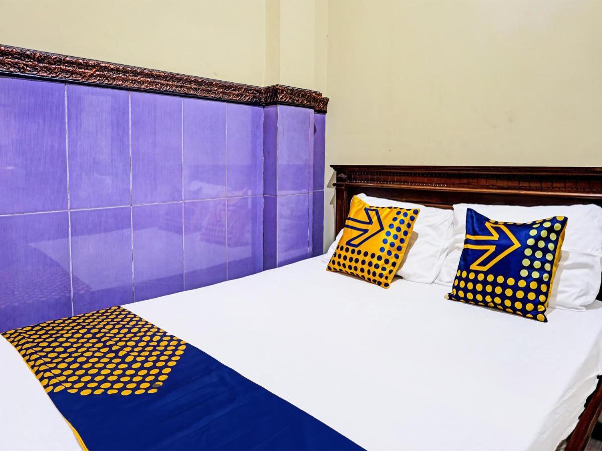 Spot On 1870 Graha Batu Mulia Hotel Екстериор снимка